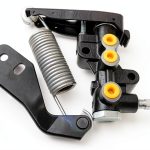 Brake Load Sensing Valve XYWZV for Nissan D21-0